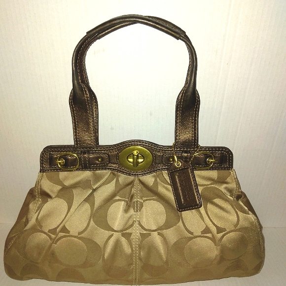 Must See☆Rare☆COACH "Garnet" Large Signature Pleated Sateen Satchel☆2009 - Picture 14 of 16